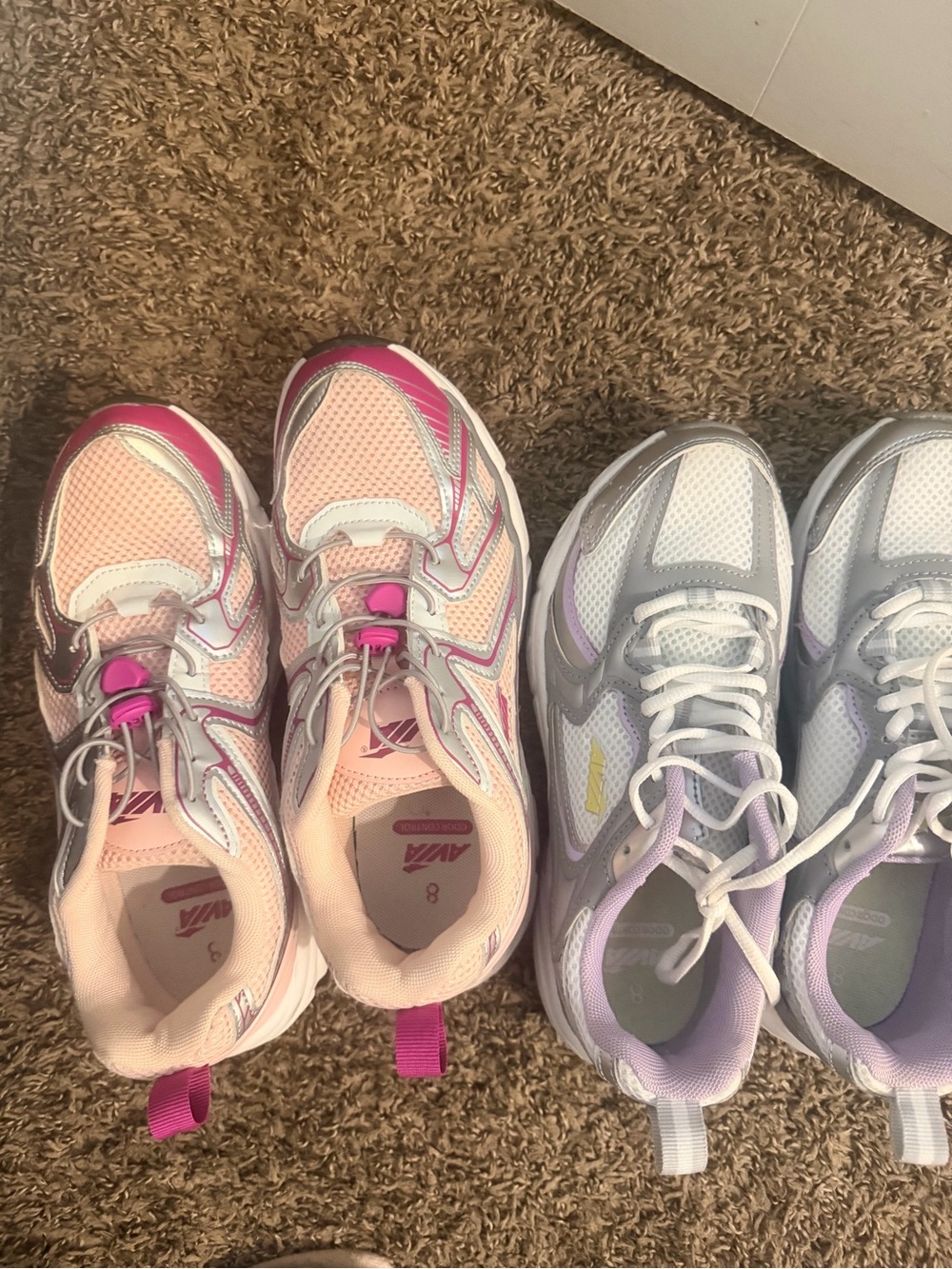 Women Athletic Sneakers - Avias
